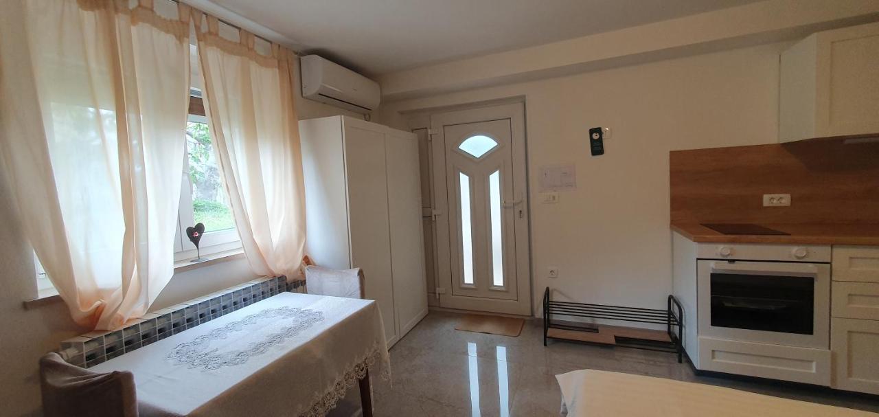 Aneli Rooms & Apartament Rovinj Exterior foto